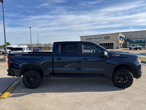 Used 2023 Chevrolet Silverado 1500 LT Trail Boss w/ LT Trail Boss Premium Package image 17