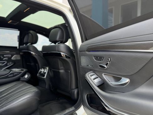 Used 2015 Mercedes-Benz S 63 AMG 4MATIC Sedan image 38