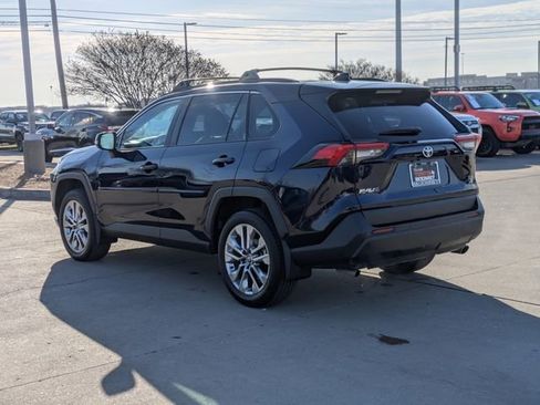Used 2024 Toyota RAV4 XLE Premium image 8