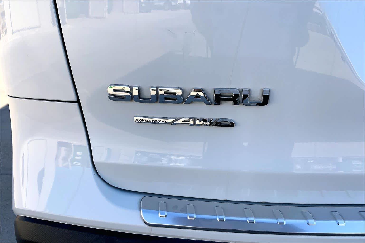 Used 2021 Subaru Ascent Limited AWD/4WD image 32