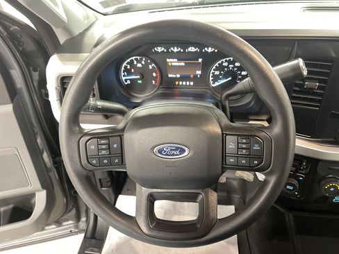 Used 2025 Ford F350 XLT w/ FX4 Off-Road Package image 17