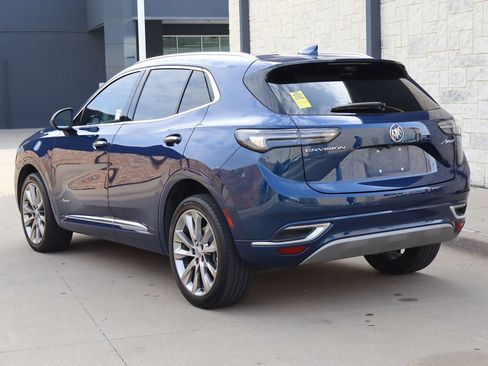 Used 2022 Buick Envision Avenir w/ Technology Package II FWD image 3