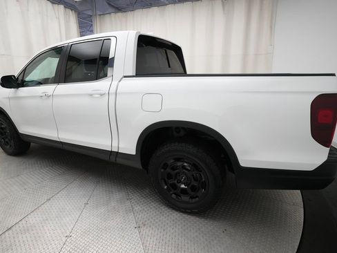 Certified 2025 Honda Ridgeline RTL+ image 33