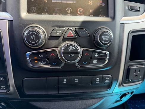Used 2017 RAM 1500 Big Horn AWD/4WD image 21