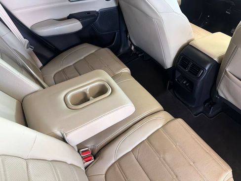 Used 2020 Honda CR-V EX-L image 16