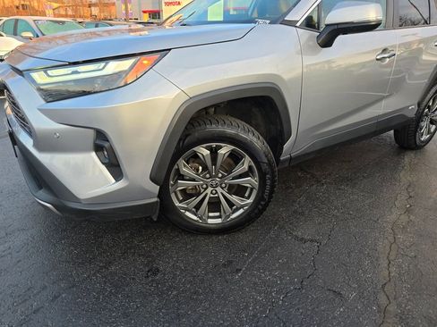 Certified 2022 Toyota RAV4 Limited AWD/4WD image 2