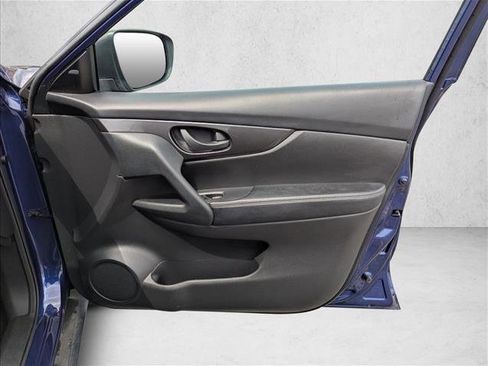 Used 2020 Nissan Rogue S AWD/4WD image 25