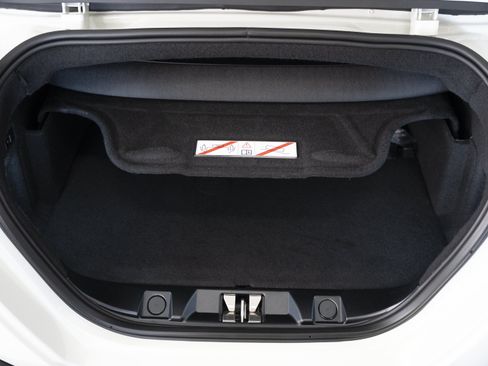 Used 2026 Ferrari Roma Spider RWD image 51