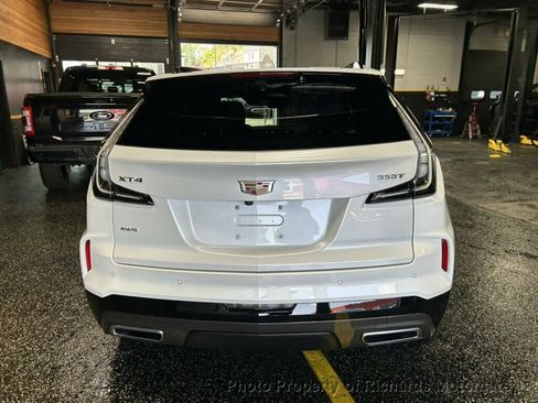 Used 2025 Cadillac XT4 Sport AWD/4WD image 4
