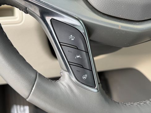 Used 2022 Cadillac XT5 Premium Luxury FWD image 21