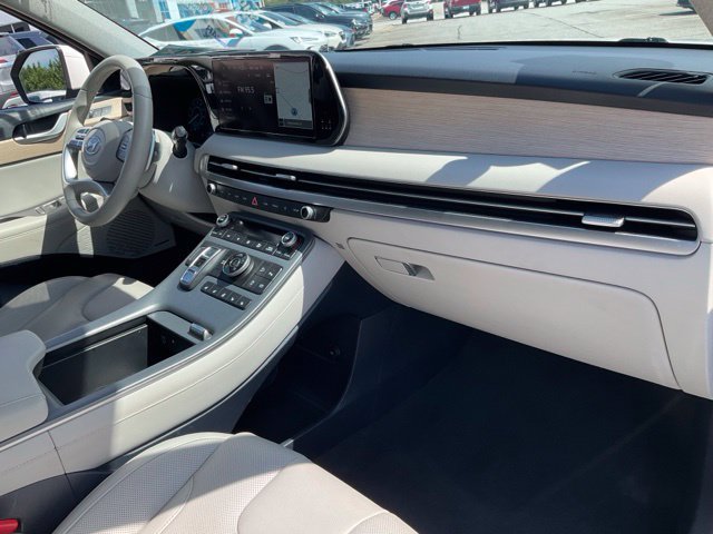 Used 2024 Hyundai Palisade Limited AWD/4WD image 26
