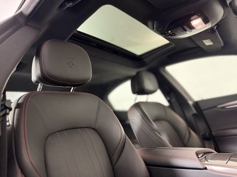 Used 2019 Maserati Ghibli S Q4 image 12