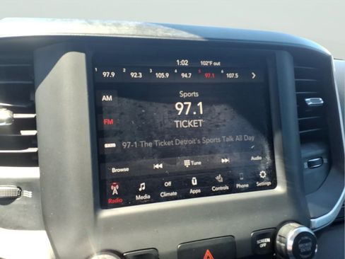 Used 2019 RAM 1500 Big Horn AWD/4WD image 16