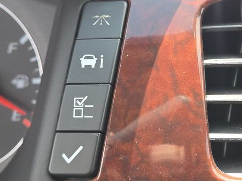 Used 2009 Chevrolet Impala LT FWD image 27