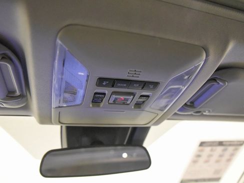 Used 2025 Toyota RAV4 XLE image 29