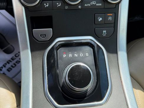 Used 2017 Land Rover Range Rover Evoque SE AWD/4WD image 23