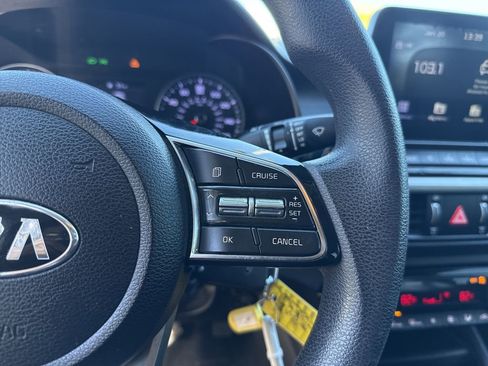 Used 2019 Kia Forte LXS image 34