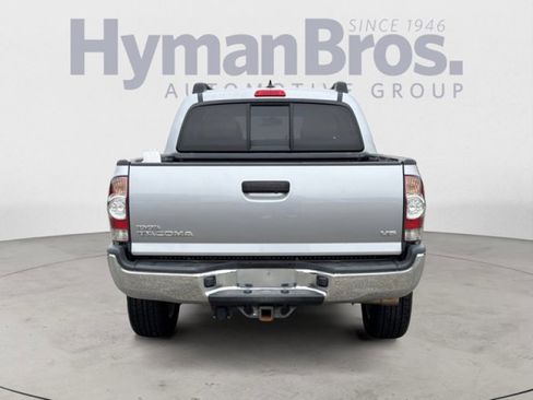 Used 2015 Toyota Tacoma 4x4 Double Cab image 4
