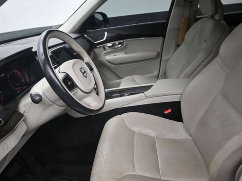 Used 2017 Volvo XC90 T6 Momentum w/ Vision Package AWD/4WD image 11