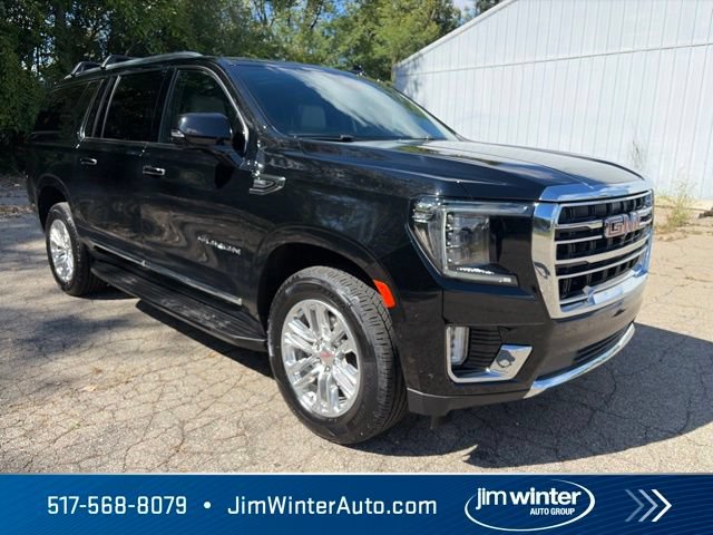 Used 2023 GMC Yukon XL SLT w/ SLT Premium Package AWD/4WD image 6