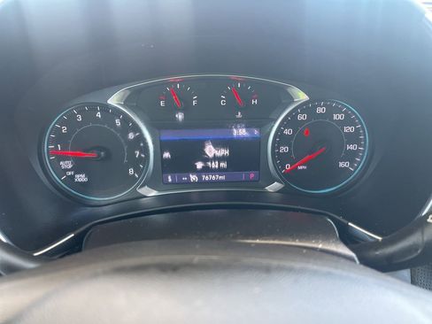 Used 2021 Chevrolet Equinox Premier w/ Redline Edition image 12