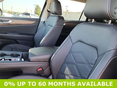 New 2026 Volkswagen Atlas SE image 13