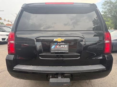 Used 2018 Chevrolet Suburban LT AWD/4WD image 8