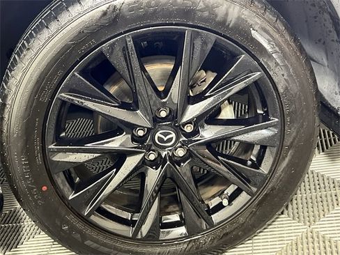 Certified 2023 MAZDA CX-5 Carbon Edition image 16
