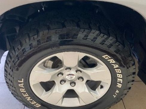 Used 2023 RAM 1500 Lone Star AWD/4WD image 27