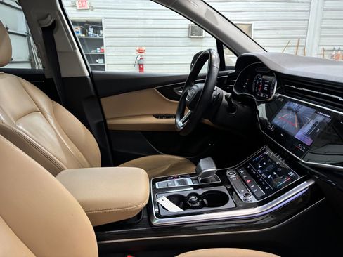 Used 2021 Audi Q7 2.0T Premium Plus image 32