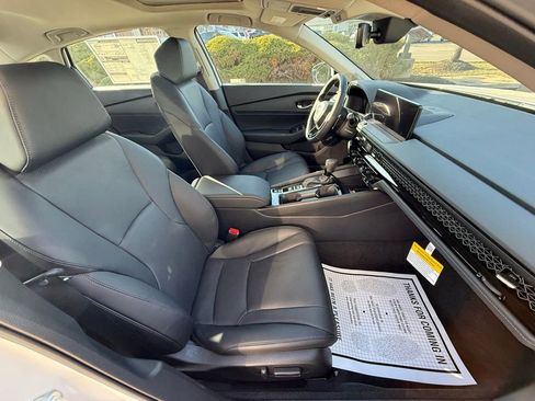 New 2025 Honda Accord EX-L image 42