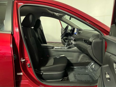 Certified 2024 Nissan Sentra SV FWD image 27