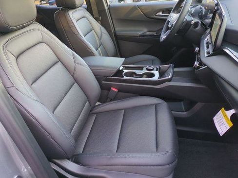 New 2026 Chevrolet Equinox LT w/ Convenience Package II image 29