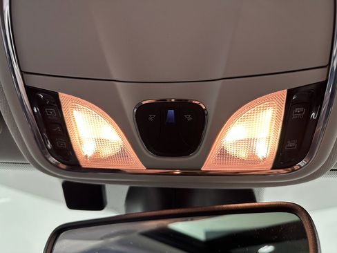 Used 2023 Jeep Cherokee Altitude Lux w/ Lux Elite Package image 22