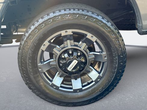 Used 2023 Ford F250 XL w/ STX Appearance Package AWD/4WD image 22