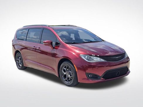 Used 2019 Chrysler Pacifica Limited w/ Advanced Safetytec Group FWD image 1