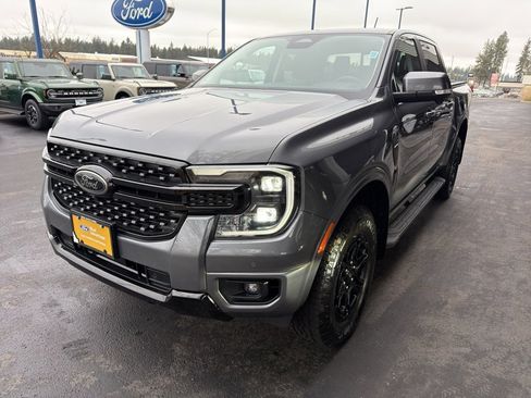 Certified 2025 Ford Ranger Lariat w/ FX4 Off-Road Package image 3