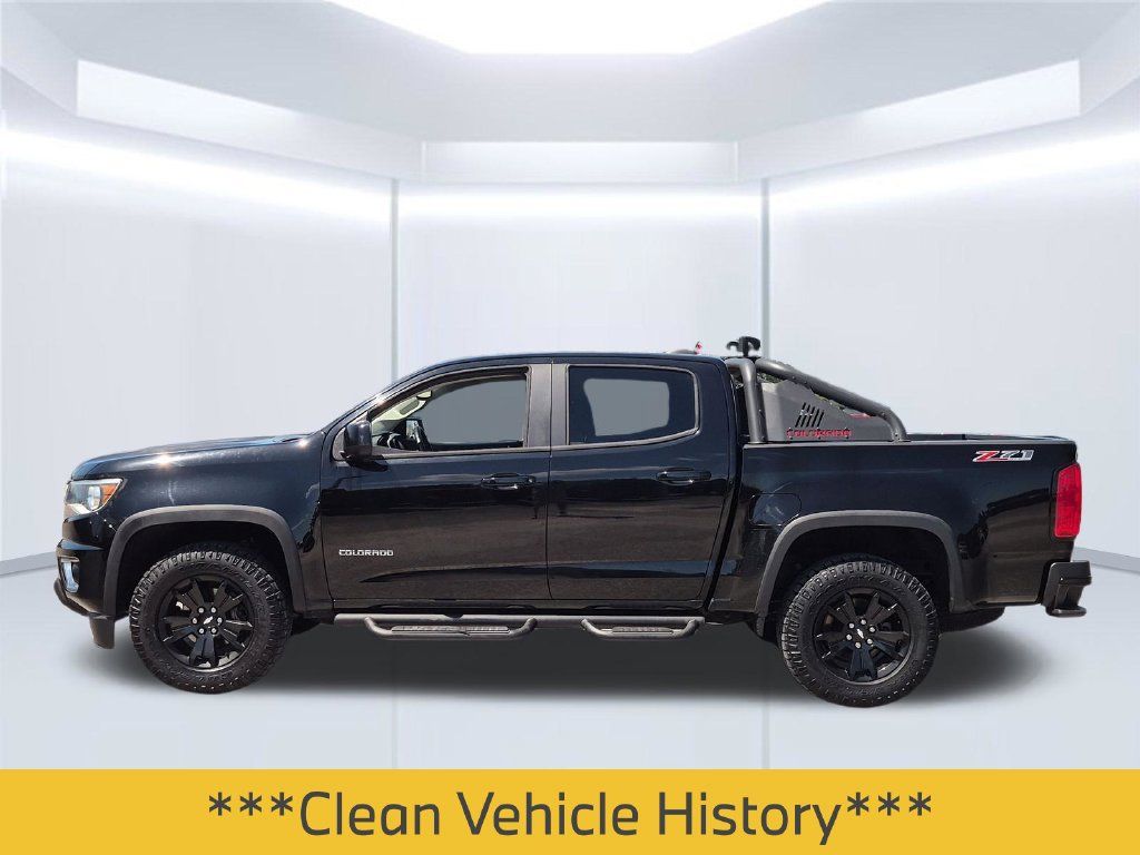 Used 2016 Chevrolet Colorado Z71 AWD/4WD image 2