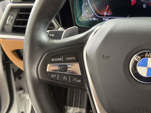 Used 2023 BMW 430i Convertible w/ Convenience Package image 11