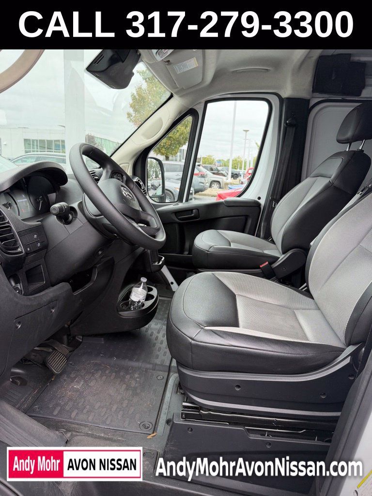 Used 2025 RAM ProMaster 2500 w/ Convenience Group FWD image 8