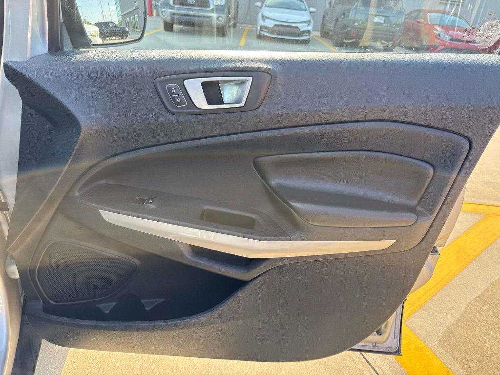 Used 2020 Ford EcoSport Titanium AWD/4WD image 16