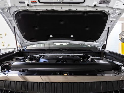 Used 2025 INFINITI QX80 Autograph AWD/4WD image 40