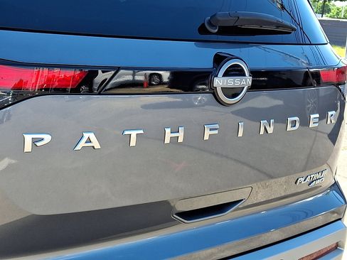 Certified 2023 Nissan Pathfinder Platinum AWD/4WD image 31