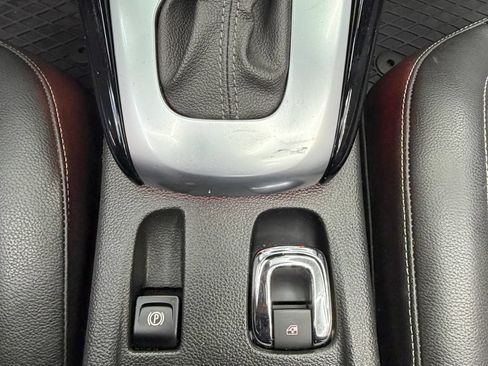Used 2019 Buick Cascada Premium FWD image 21
