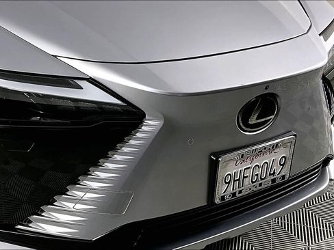 Used 2023 Lexus RZ 450e Premium image 28