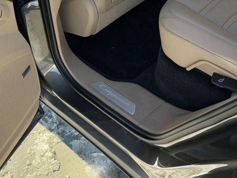 Used 2023 Porsche Cayenne image 45