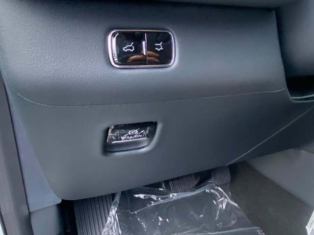 New 2027 Lincoln Navigator Reserve w/ Jet Appearance Package AWD/4WD image 14