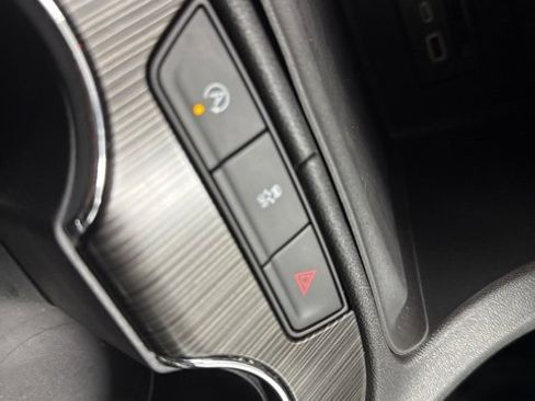 Used 2023 GMC Acadia SLT image 20