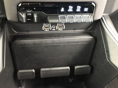 New 2026 RAM 1500 Big Horn w/ Night Edition AWD/4WD image 28
