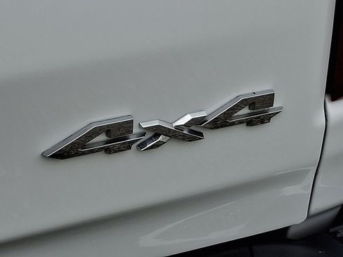 Certified 2025 RAM 1500 Laramie image 33